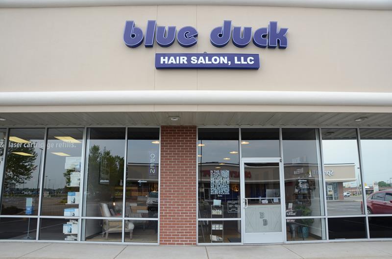 Blue Duck Hair Salon Photos - Download Free Images - StockFreeImages - wide 3